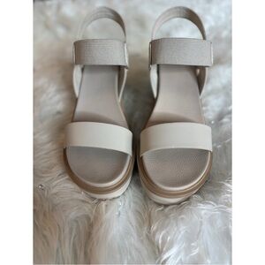 Mia Elegant Cream Sandals